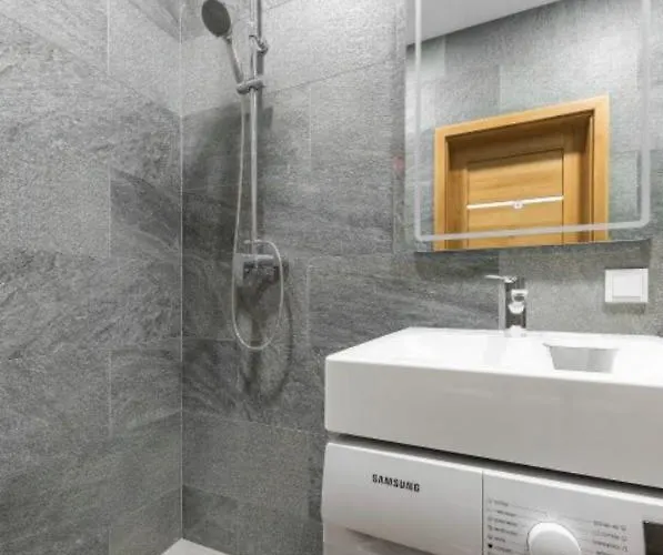 16 Airport * Вільнюс